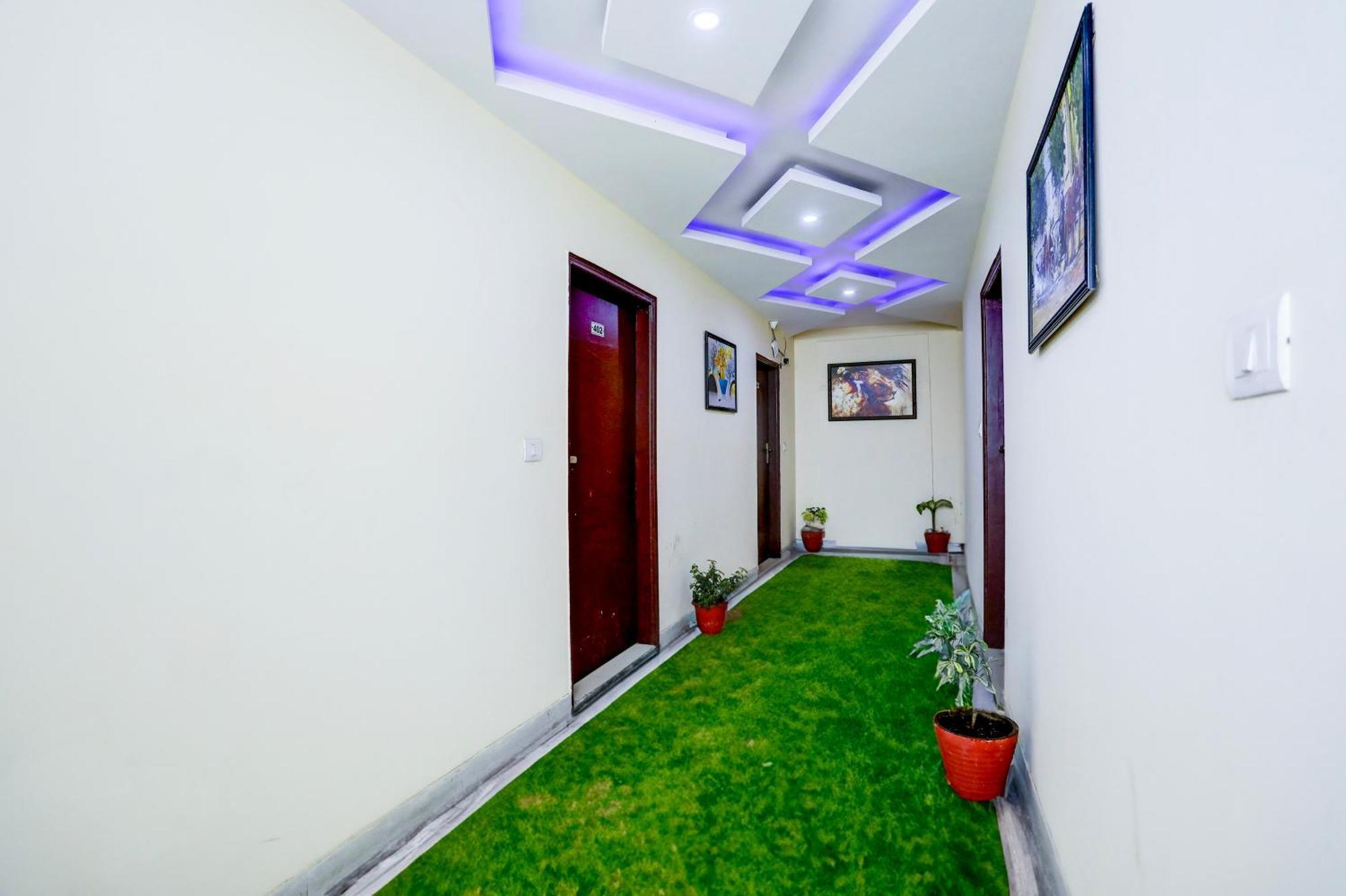Global Stay Near Delhi Airport Nueva Delhi Exterior foto